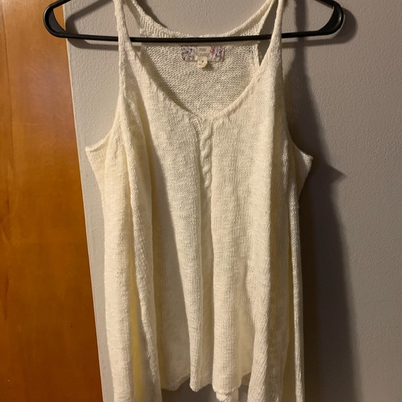 White Sweater - Picture 1 of 3